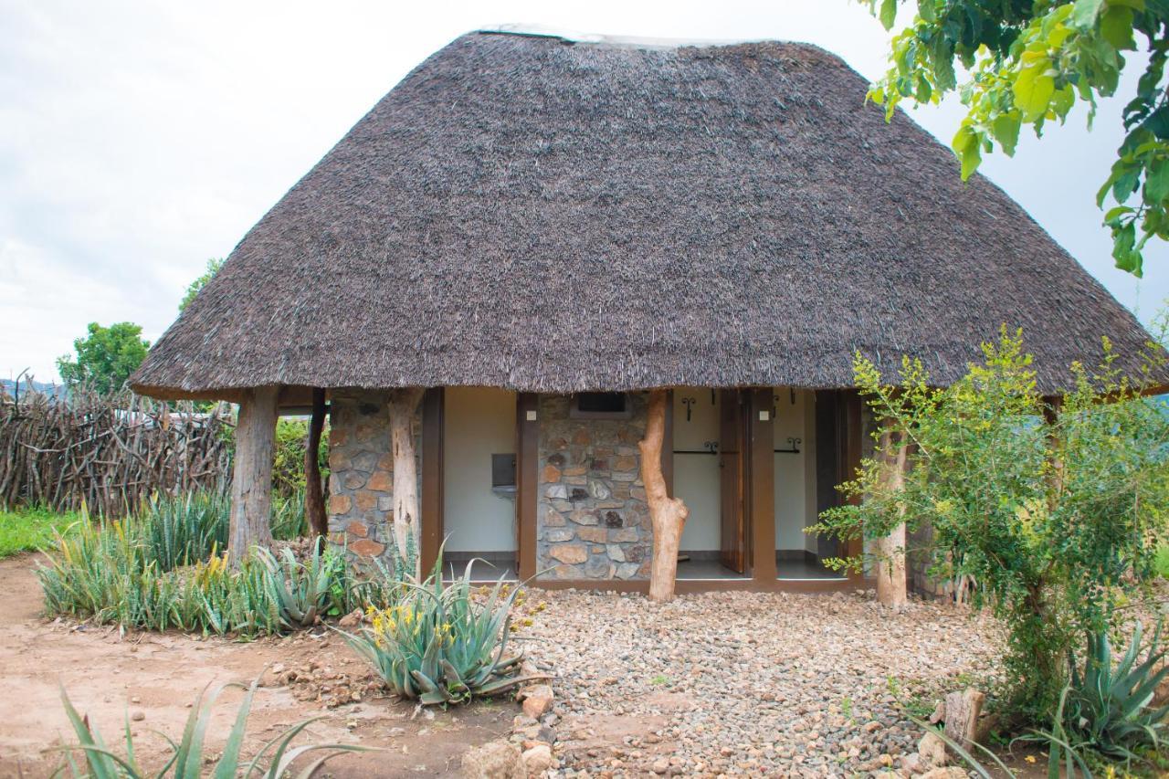 Kidepo Savannah Lodge By Nature Lodges Ltd Loitanit Bagian luar foto